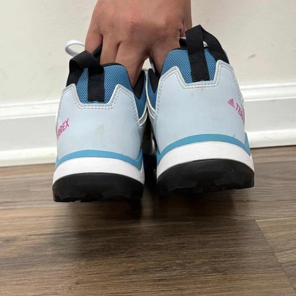 Adidas Women’s Sneakers in Blue and Neon Yellow